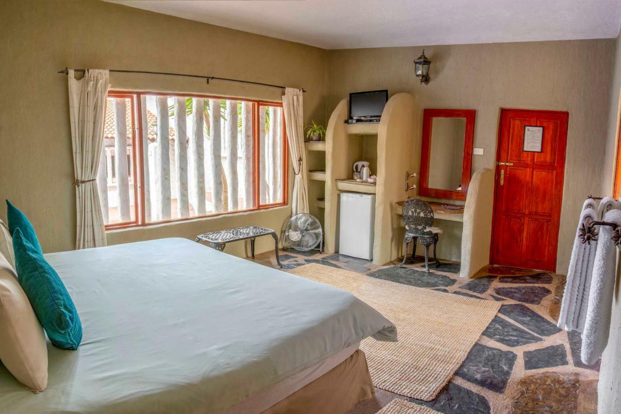 By Bush Telegraph Lodge Johannesburg Dış mekan fotoğraf